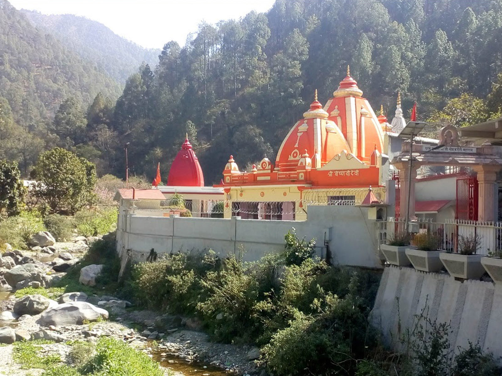 URNA Kainchi Dham
